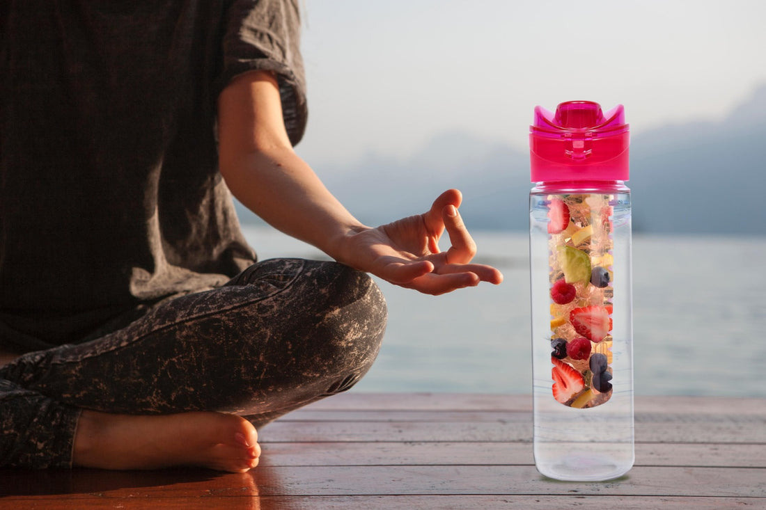 800 ML BPA-Free Sports Detox Water Bottle with Detachable Fruit Infuser - Perfect for Camping, Hiking & Outdoor Activities